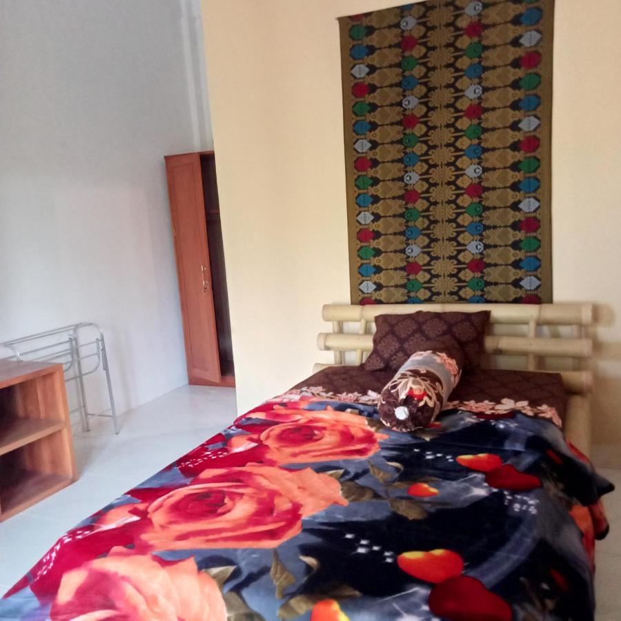 Sunrise Bukit Asam Homestay Kuta  Εξωτερικό φωτογραφία